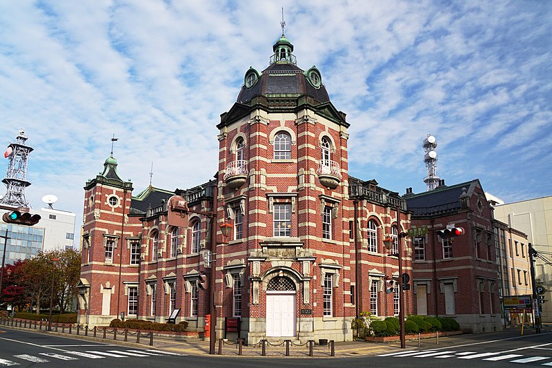 800px-171103_Former_Morioka_Bank_Head_Office_Morioka_Iwate_pref_Japan01bs5